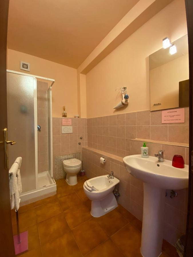 Da Debby Hotell Pisa Exteriör bild