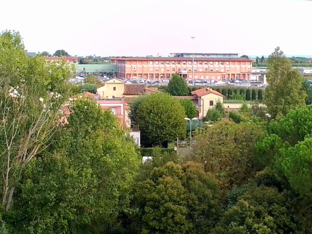 Da Debby Hotell Pisa Exteriör bild